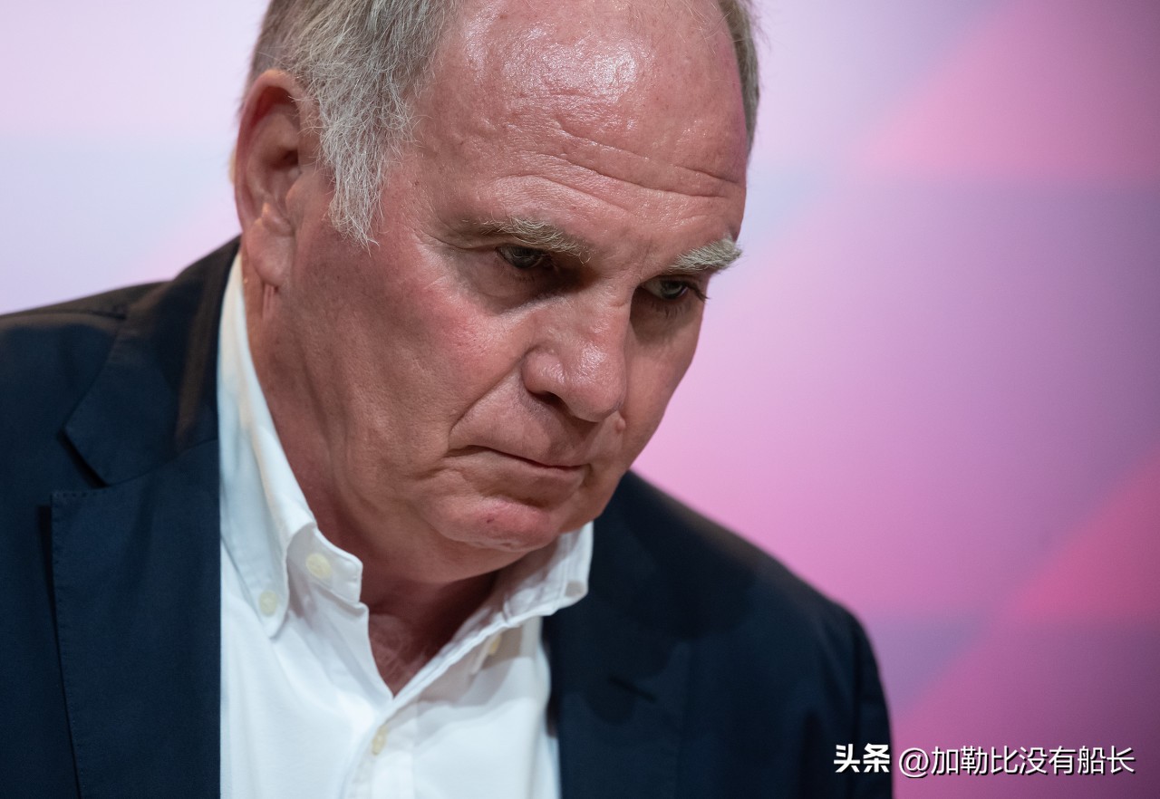 世界足坛近年十大球星,盘点世界体坛巨星退役年龄