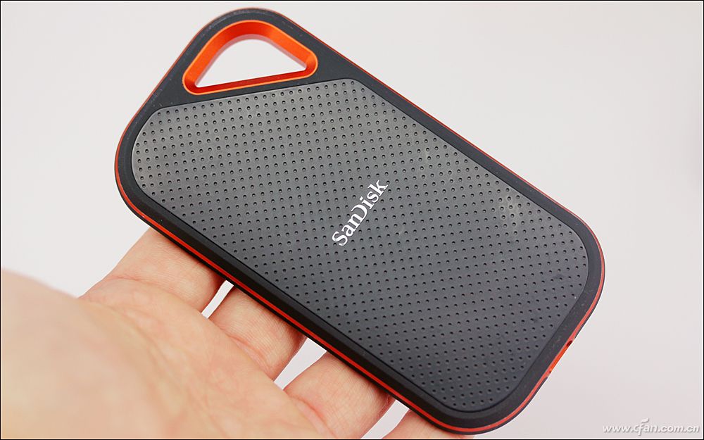 闪迪至尊超极速移动硬盘,闪迪至尊超极速m2固态硬盘评测