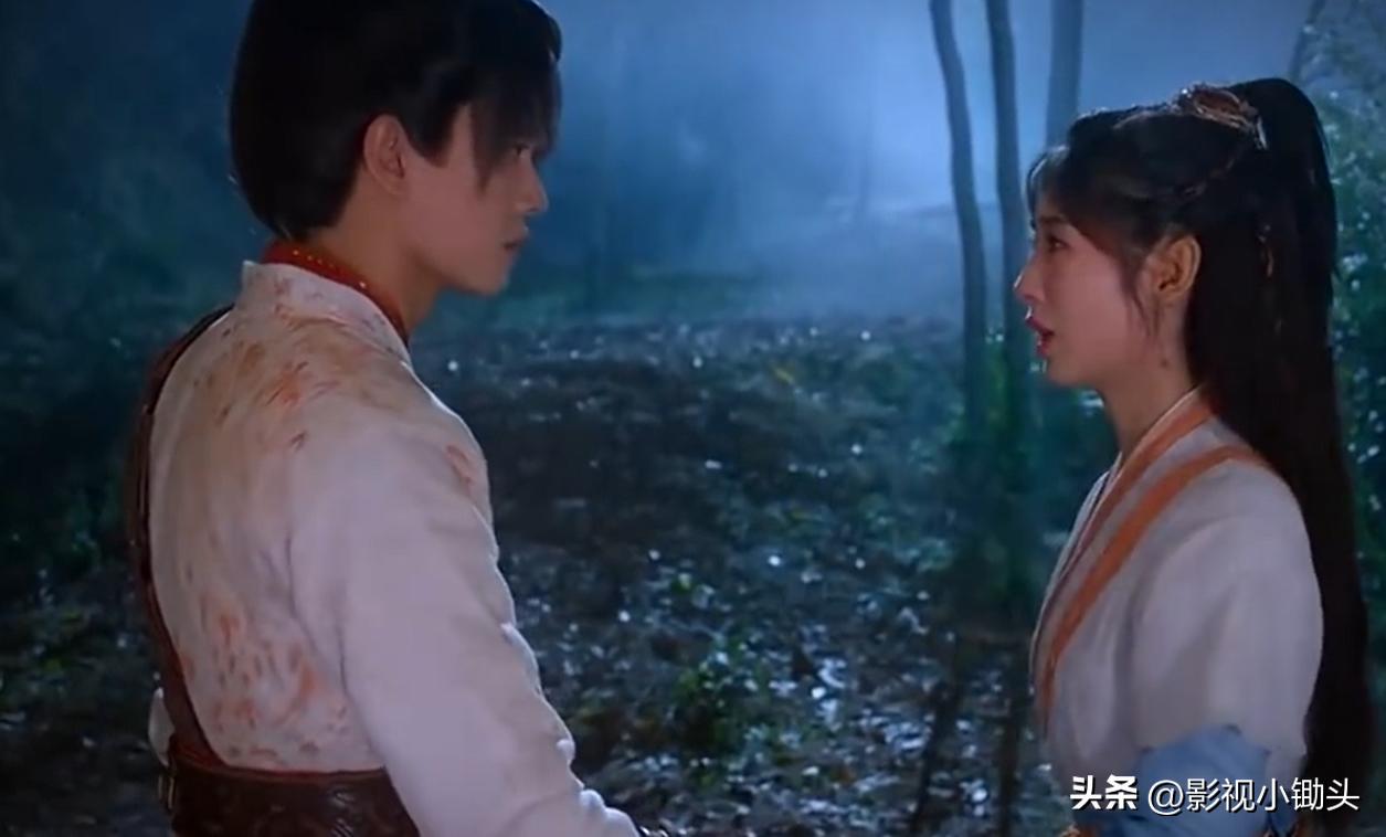 《烈焰》伍赓和白菜的羁绊，也太好磕了，荣获“狗啃白菜”cp名