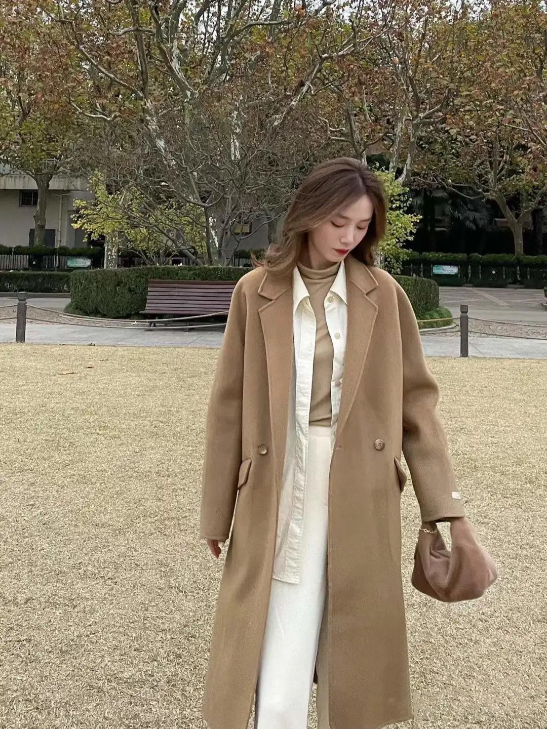 要过年了,衣服究竟是“商场买”还是“网上买”?给你4个建议