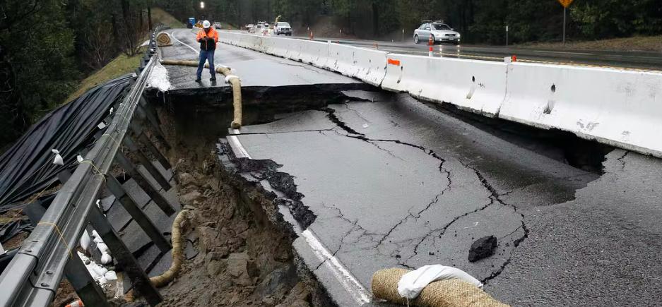 拜登让中国崛起,拜登谈建设美国高铁