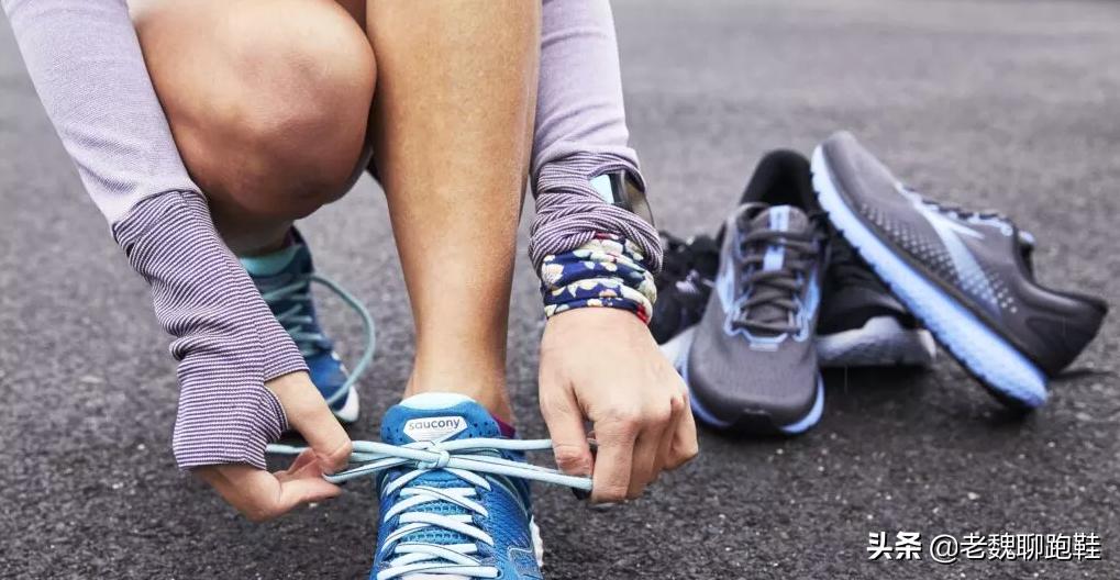 轻便超软跑鞋推荐排行榜,脚感偏软又好看又便宜的跑鞋