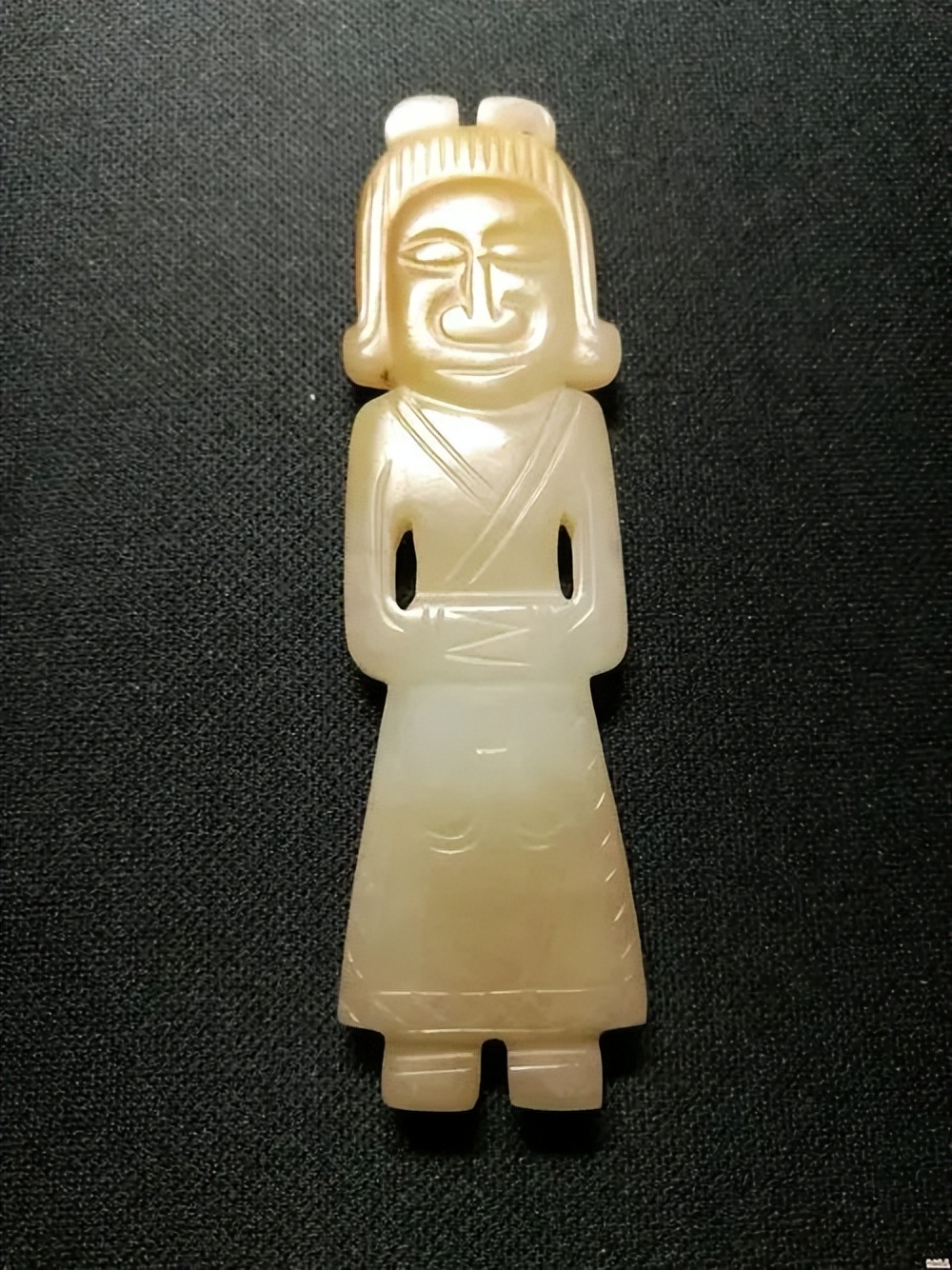 刘备“*妻换**如换衣”之谜：夜抱夫人玩玉人！