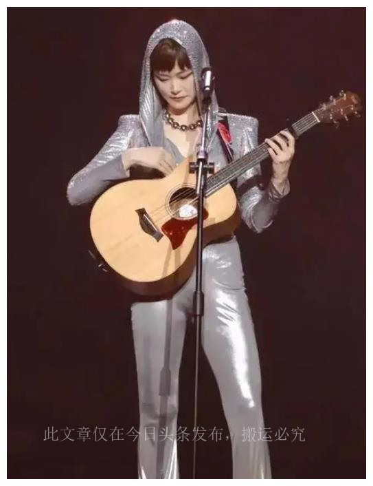 媒体评李宇春的代言态度,李宇春被批评