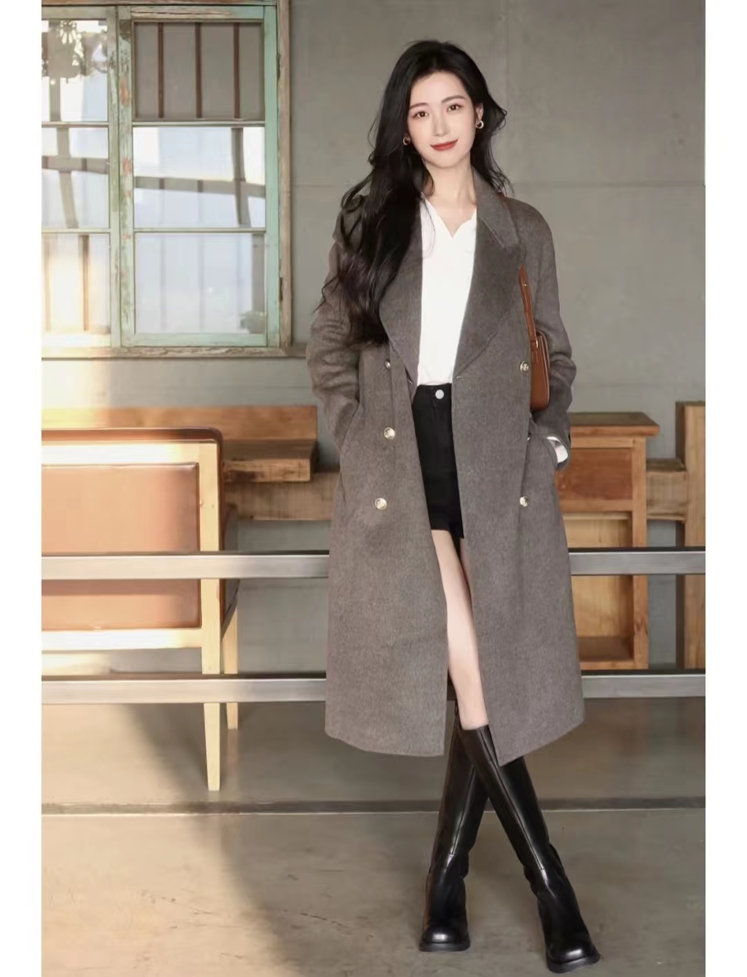 大衣搭长靴优雅阔太,大衣配长靴显矮