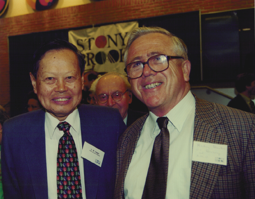 数学家杨振宁长寿秘诀,科学大家杨振宁百岁华诞专题