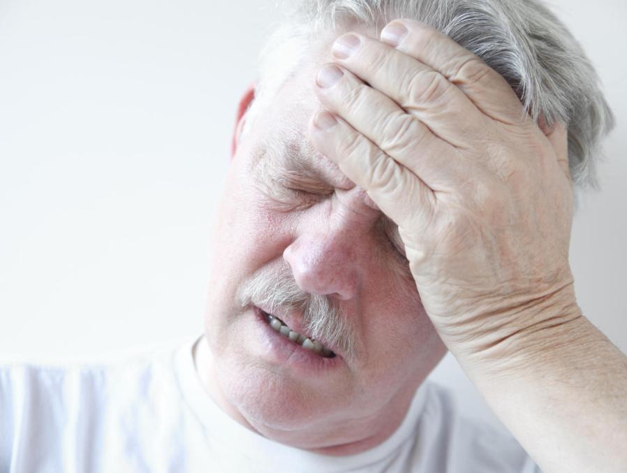 脑梗吃什么中成药可预防脑梗复发,中老年如何预防脑梗心血管疾病