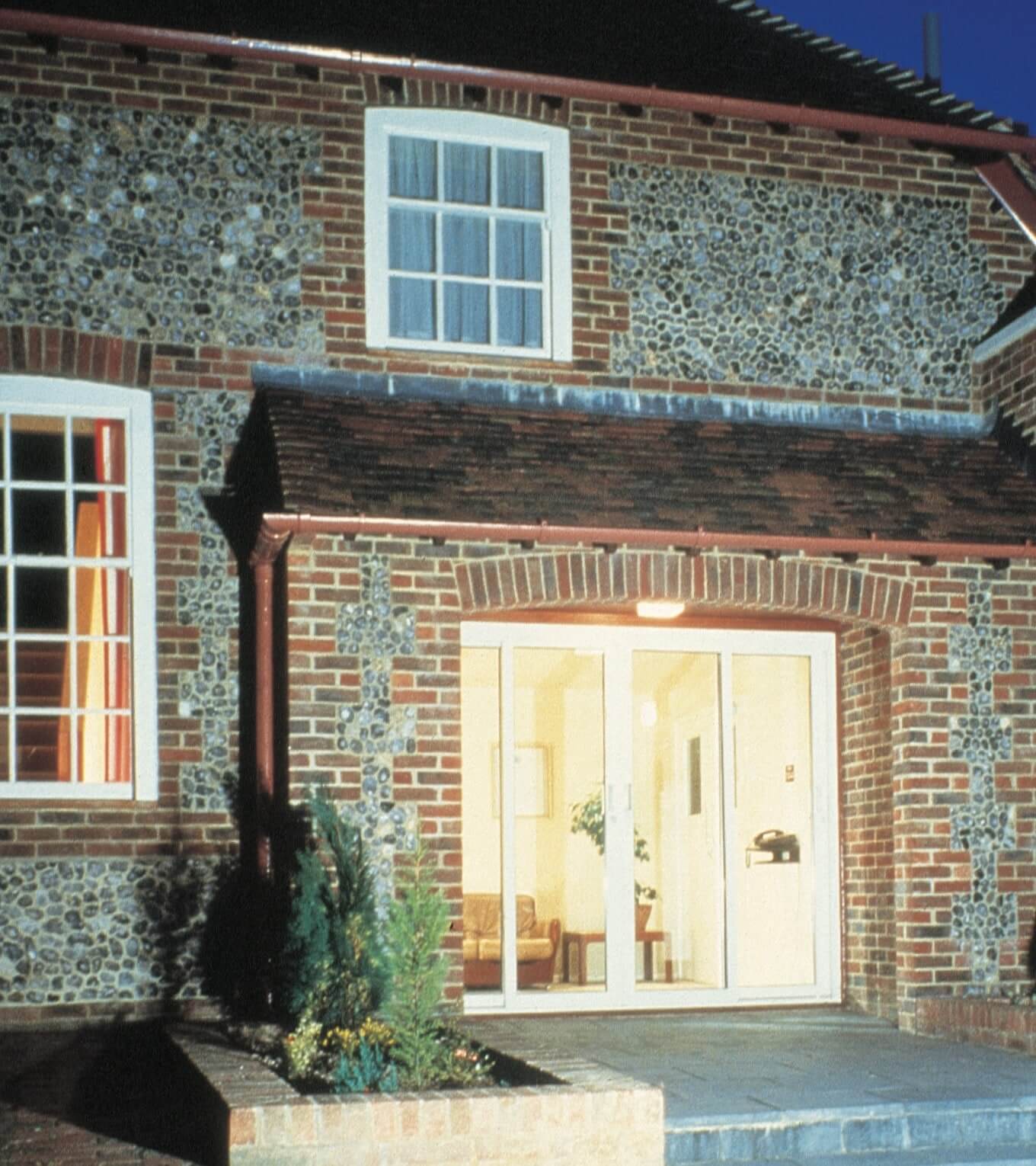 bowerswilkins耳机,英国宝华韦健音响视频