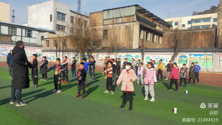 趁年少不负热爱—记桥头第一小学2021年秋季社团验收活动