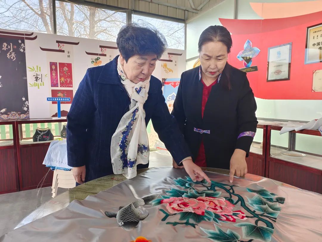 草原绣娘歌曲,草原绣娘