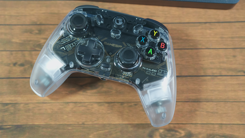 小鸡t4k手柄测评,带rgb的游戏手柄