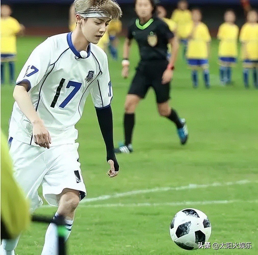 鹿晗足球水平,鹿晗足球为什么踢得那么好