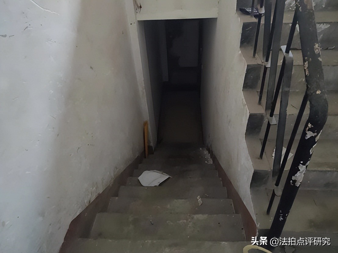 银行被抢7356万新闻,重庆市抢银行的事件