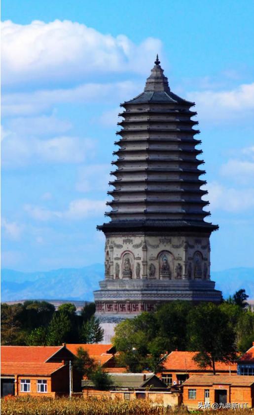 中国的佛塔一般是多少层,中国的佛塔均为高僧的骨塔吗