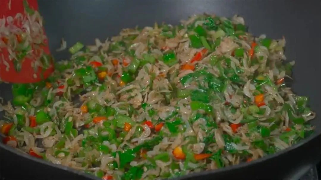 饮食当中哪种食物含钙最高,补钙必备这些食材含钙量最高