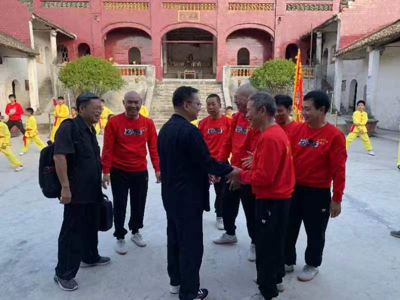 梁国德贵港,梁国德简介