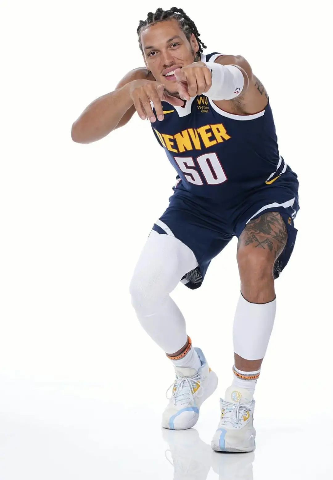 太卷了180还穿增高鞋,盘点600多的球星签名战靴性能真高