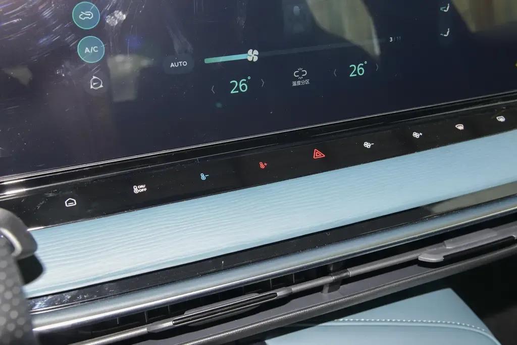 全新名爵MG7官图,全新名爵mg7值得入手吗