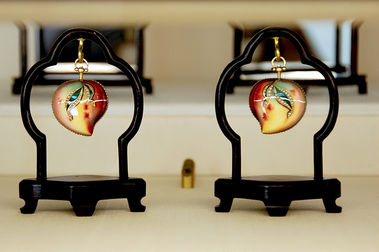 什么样的珐琅彩算是最好的,什么样的珐琅彩瓷器值钱