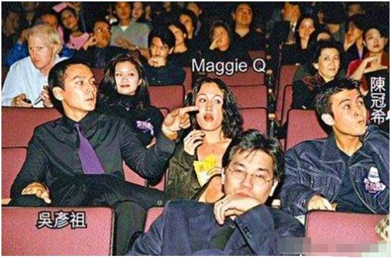 年轻时帅炸天的8位男星，中年后，有人胖快200斤，有人秃成地中海