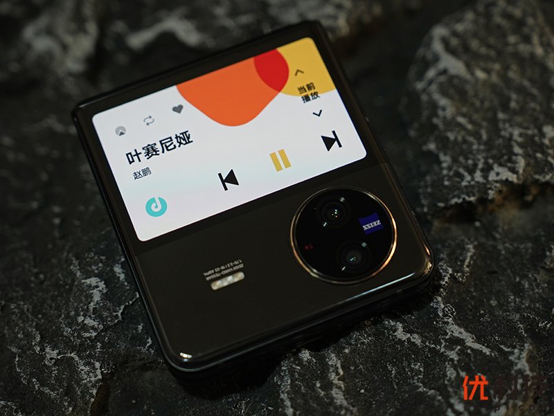 vivozflip颜值天花板,vivoxflip最新深度评测