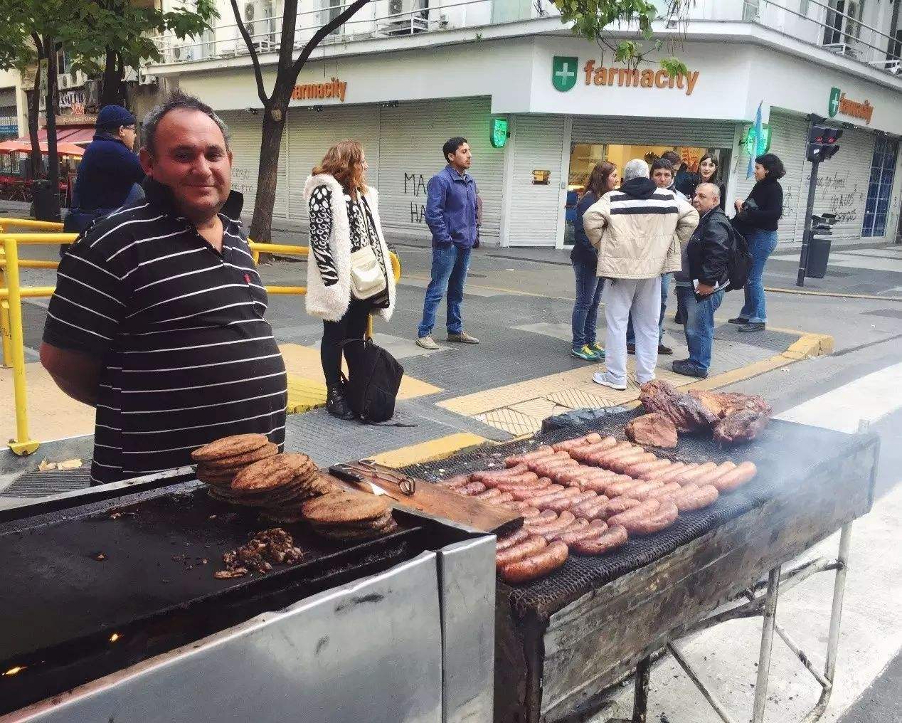 阿根廷目前的状况的照片,阿根廷现状经济解说