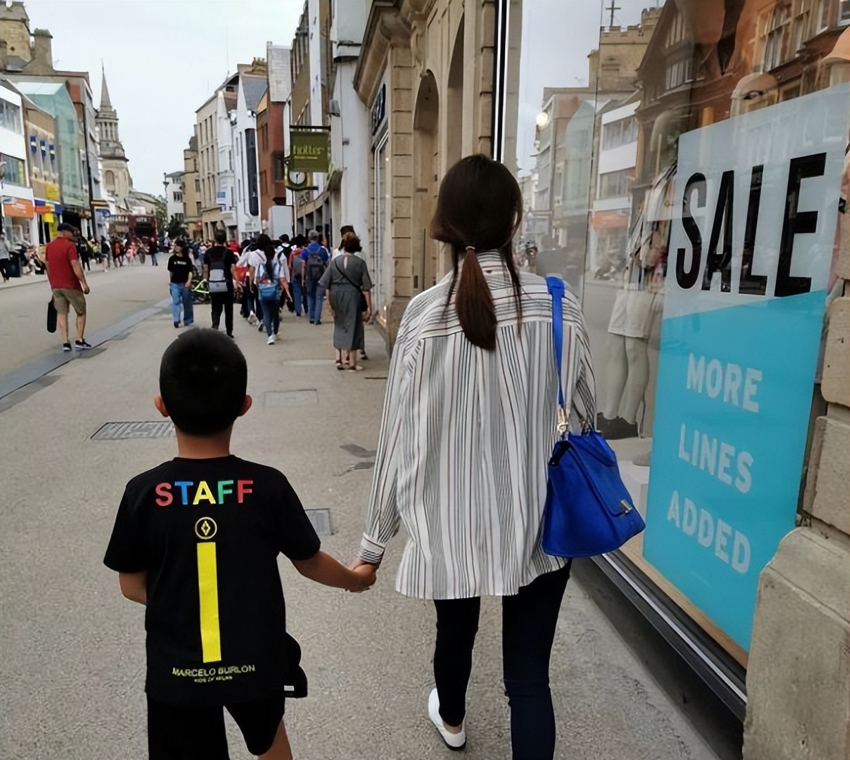 只因想去国外，幼儿园男宝被指“言论不当”，谁的“玻璃心”碎了