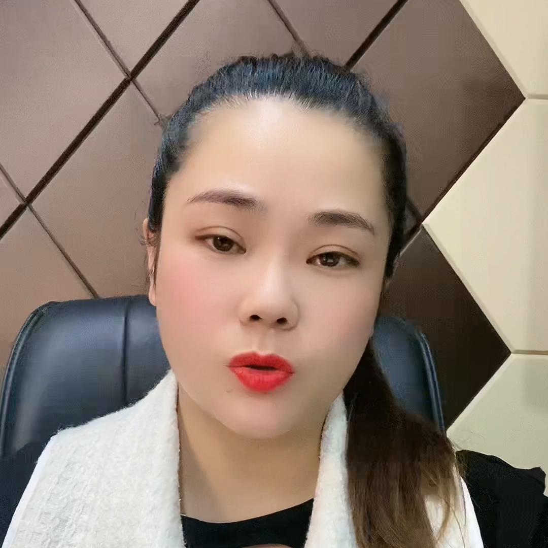 美甲自助后如何办卡