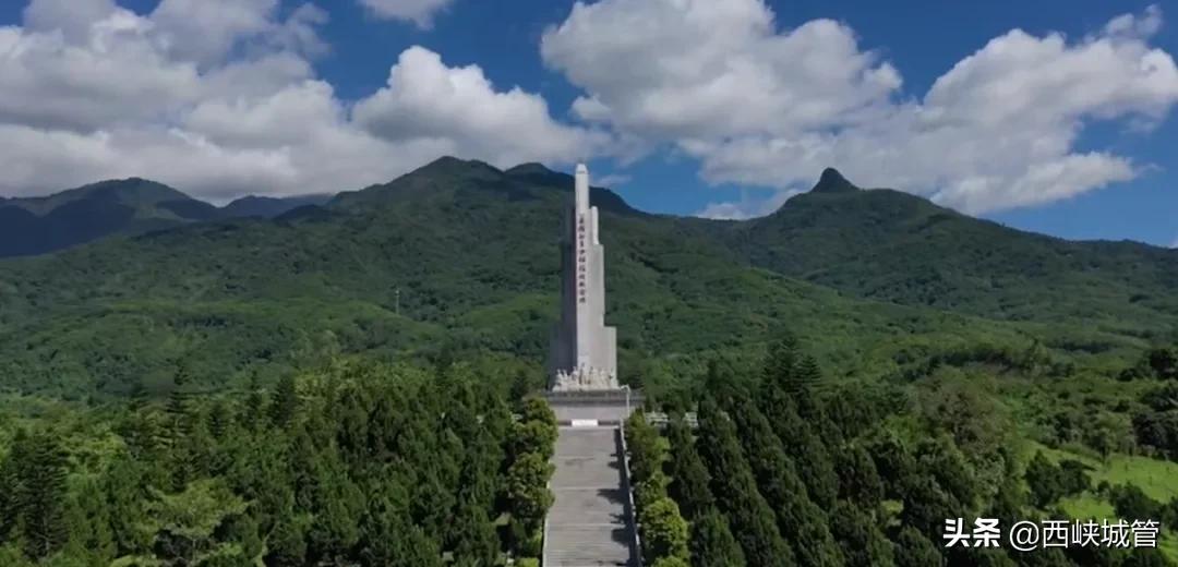 *党**史学习：开国大典当天，琼崖大地上第一面五星红旗准时升起！