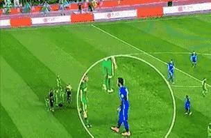 还记得当年球场为你出头的兄弟吗,还记得曾经采访翻车的足球记者吗