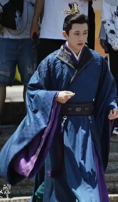 虞书欣雷人造型,虞书欣少女感造型盘点