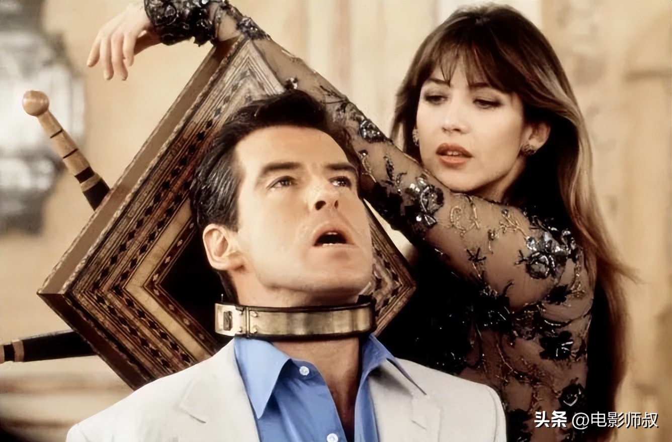 你们这群蛇蝎女人，有本事冲我来