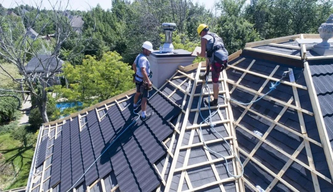 彩石金属瓦安装多少钱一平方,彩石金属瓦安装骨架