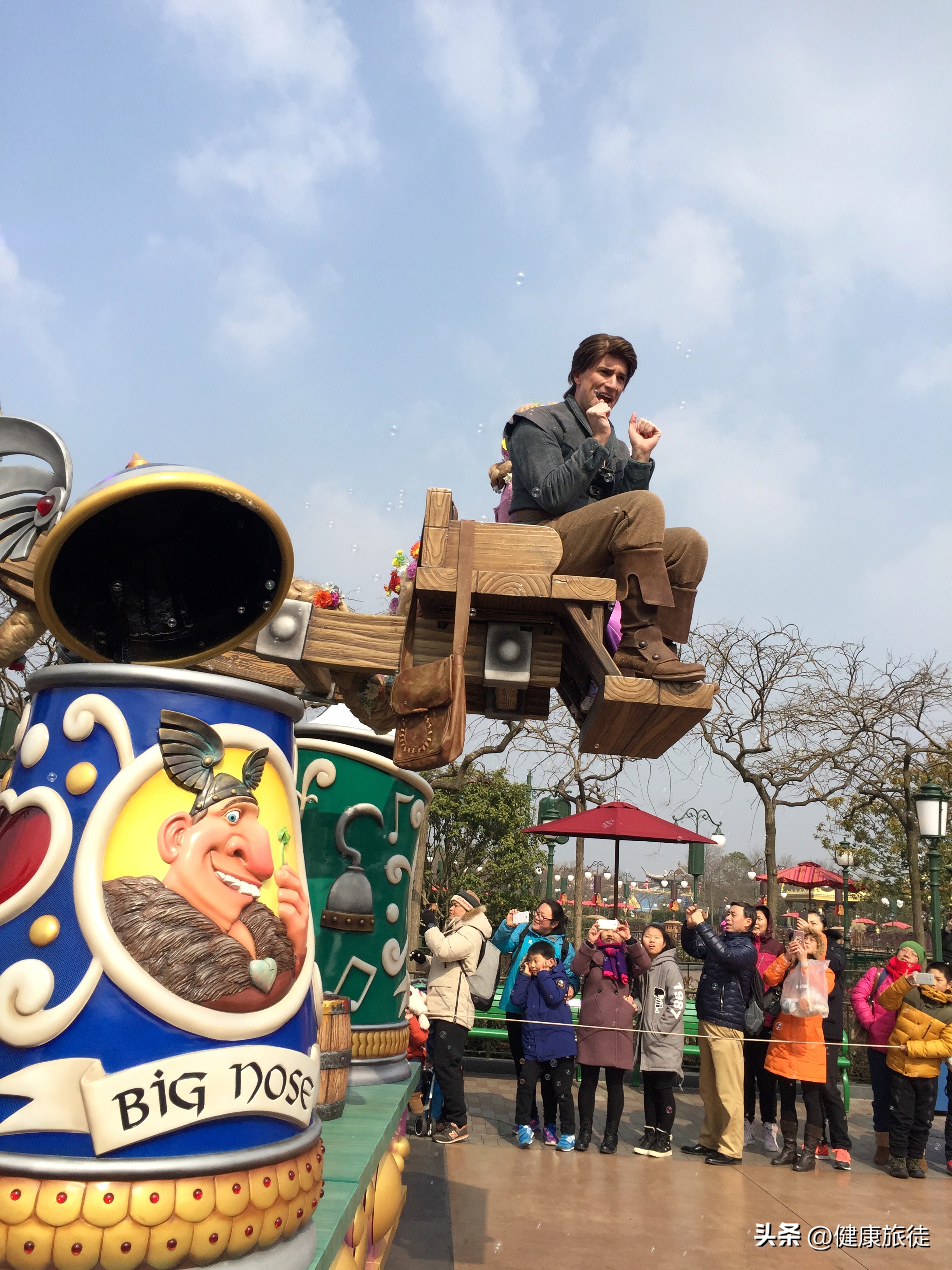 上海迪士尼乐园夏日狂欢盛宴,上海迪士尼乐园七大主题乐园介绍