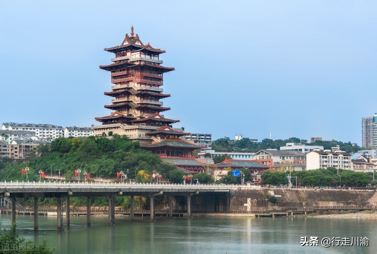 成都重庆之前会出现一个大城市吗,成都重庆谁才是西南第一大城市