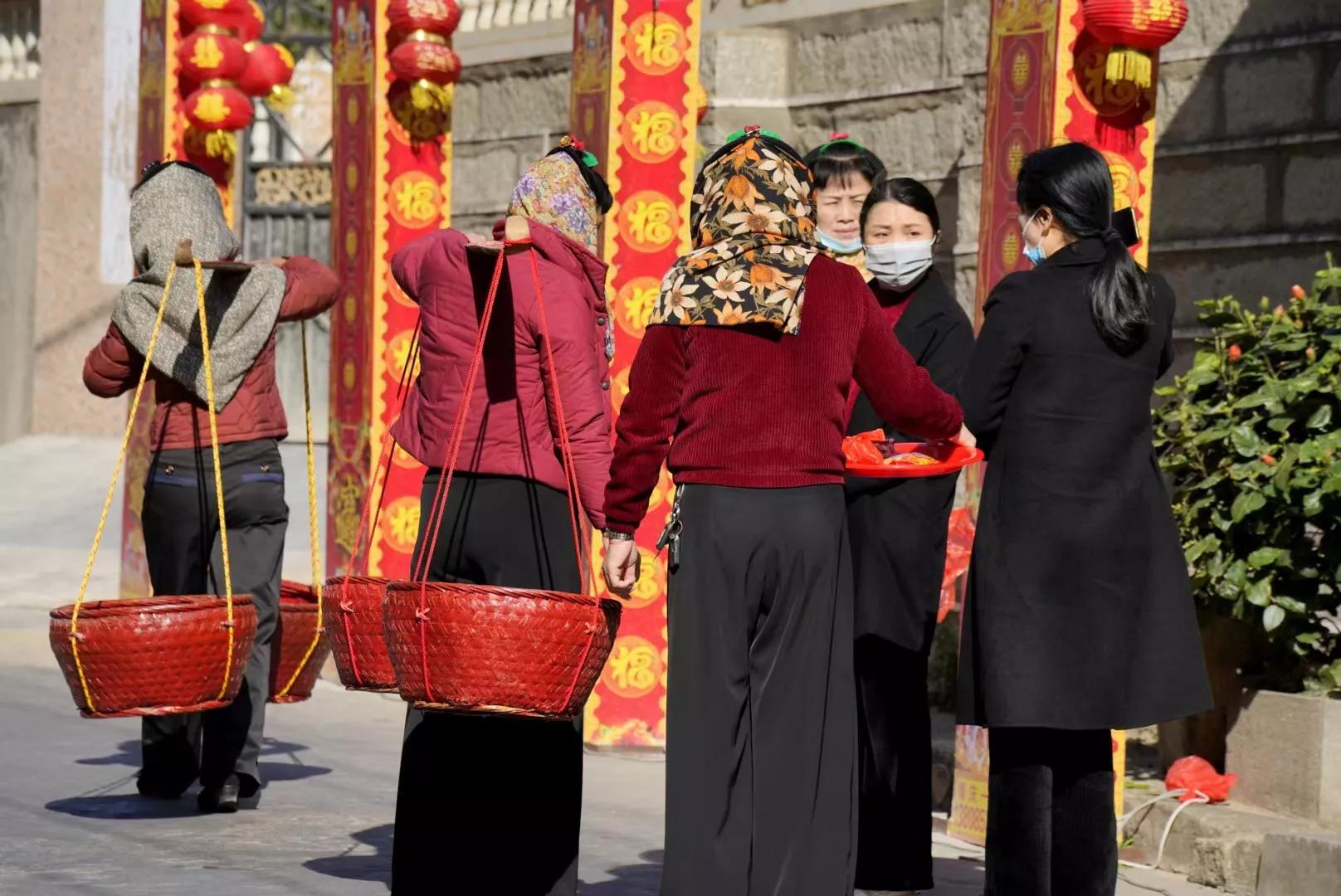 旧时惠安女奇特婚俗,传统的惠安女婚嫁习俗