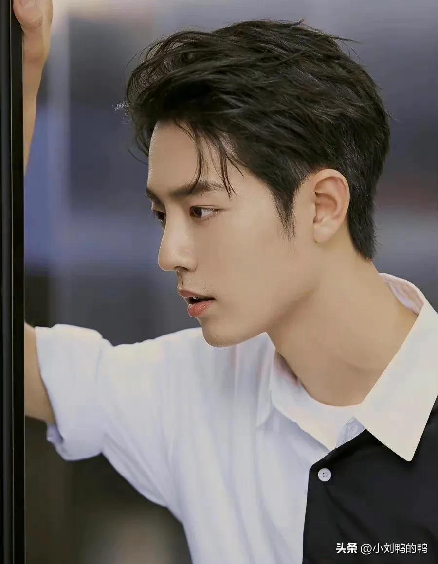 肖战是一个美好的人吗,肖战是一个很美好的形容词