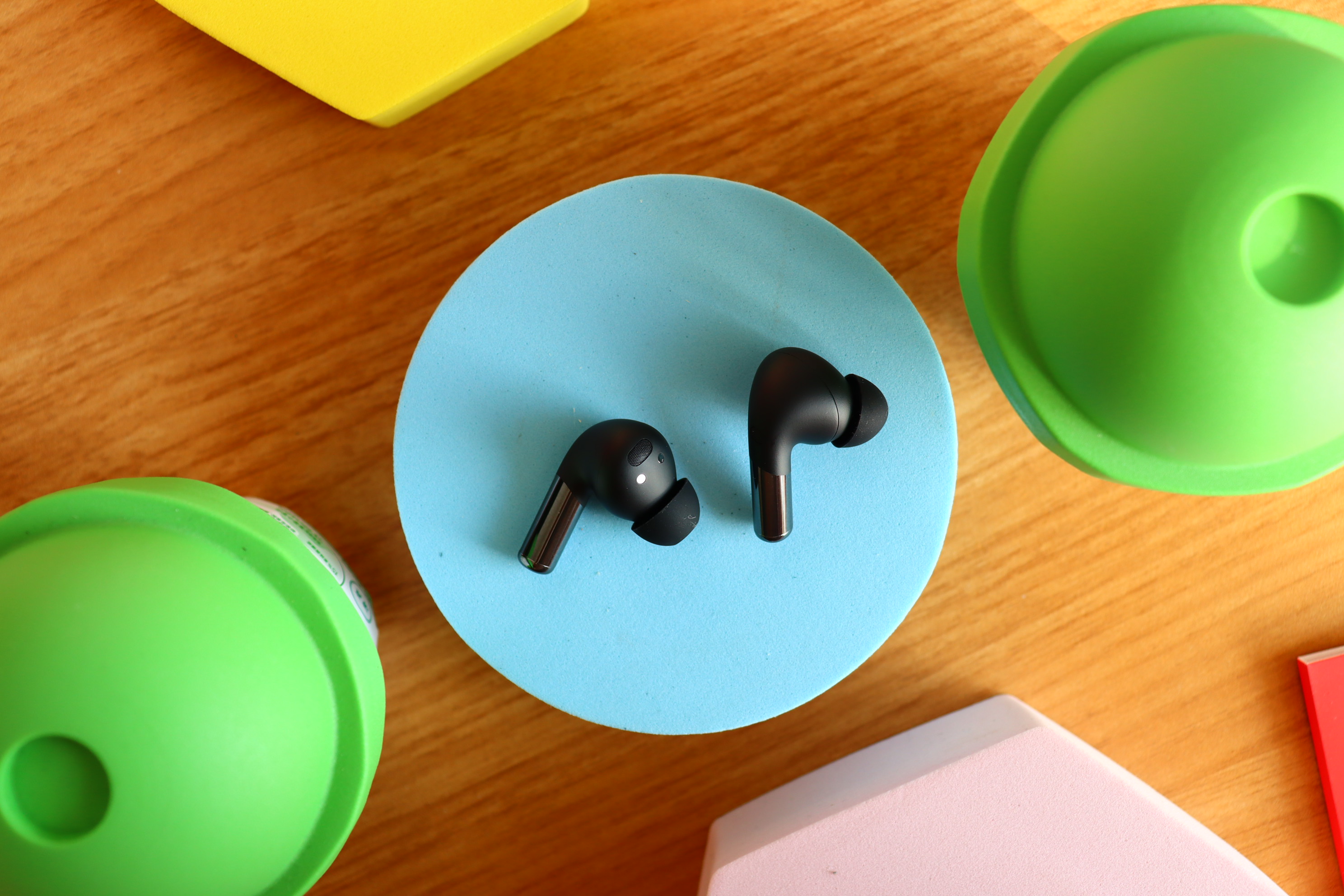 一加耳机budspro2旗舰款和轻奢款,一加budspro和oppoencoair2pro