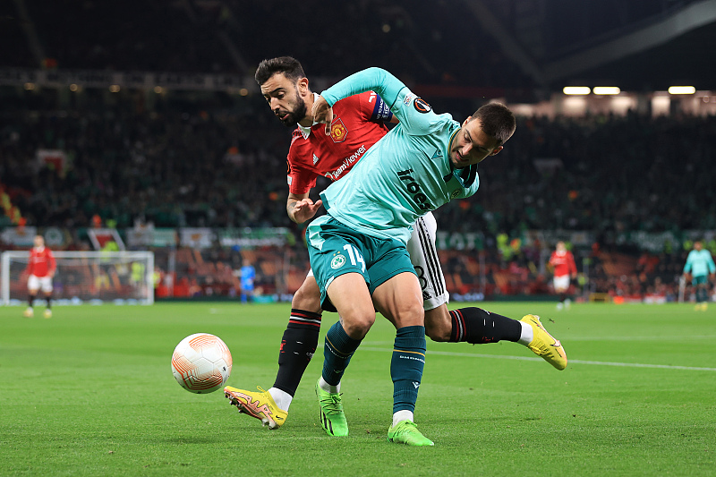 滕哈格对扭转曼联局势十分有信心,曼联1-3到1-1滕哈格目标9分