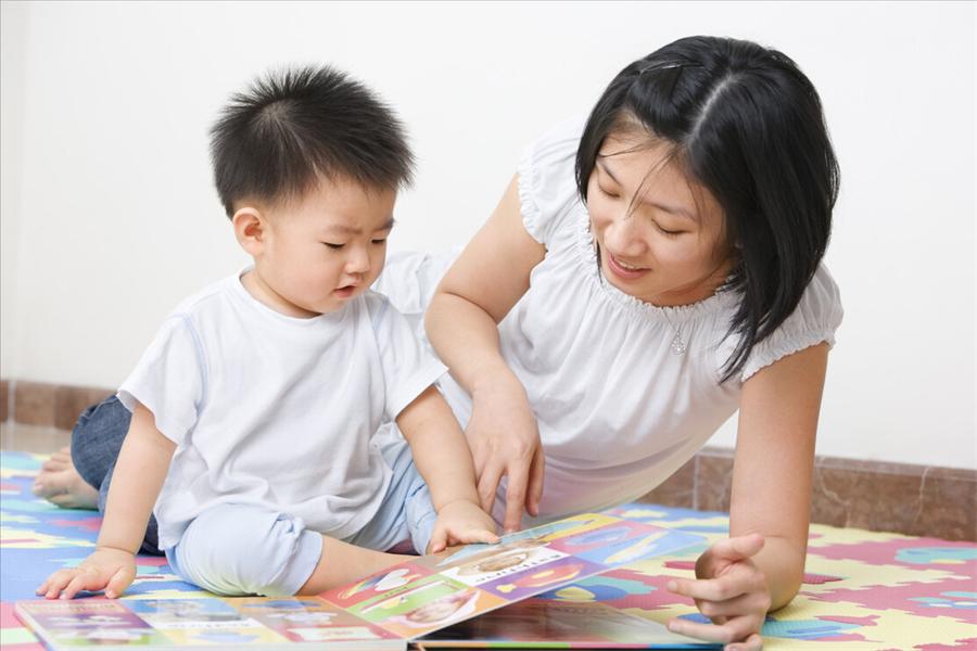 嫌弃爸爸自行车接送，孩子的虚荣心，到底有多膨胀？