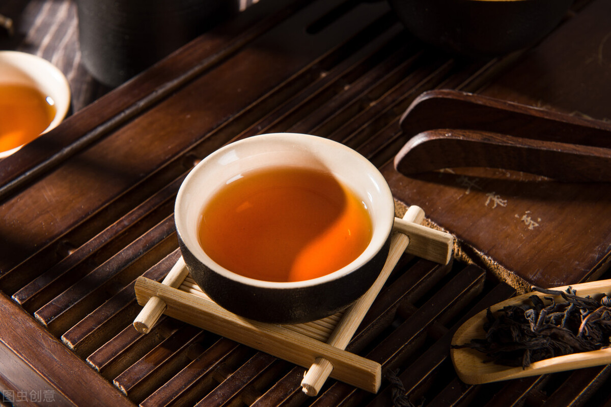 进入冬季喝什么茶比较好一点,寒冷的冬天多喝什么茶好