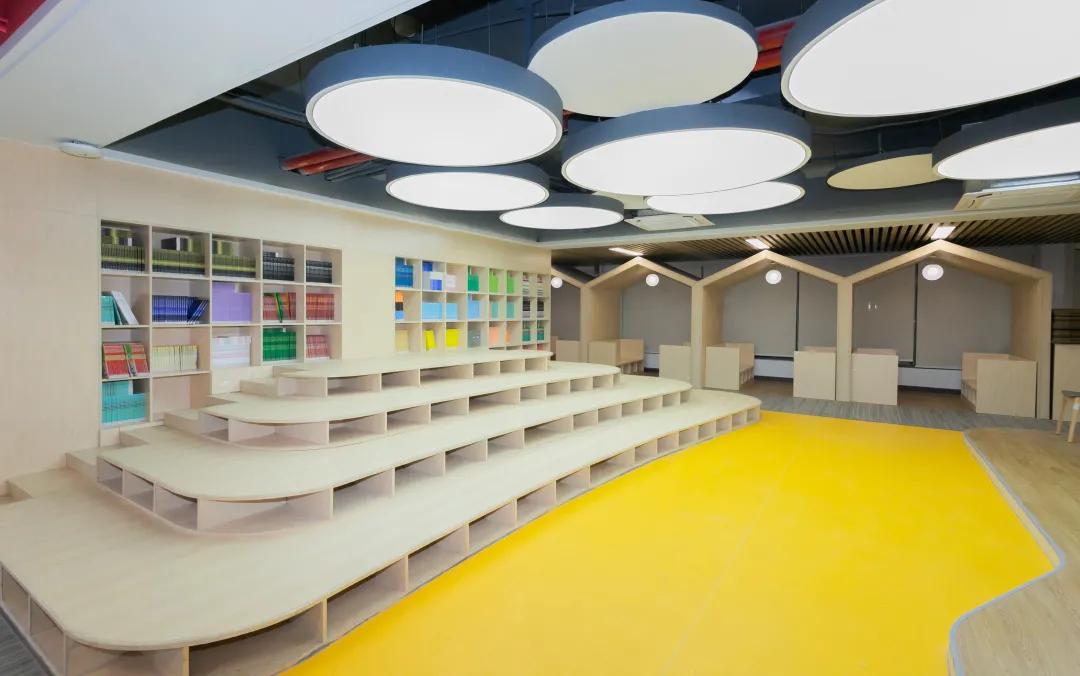 福田区2005年建的图书馆,深圳市福田图书馆