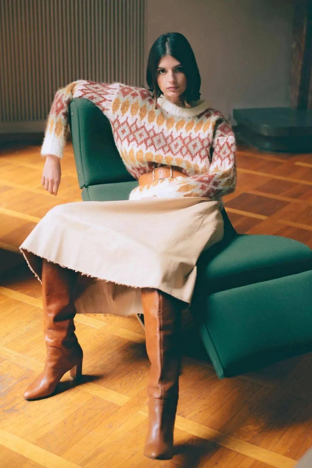 2018年最时髦的毛衣款式,2019年流行穿什么款式的毛衣