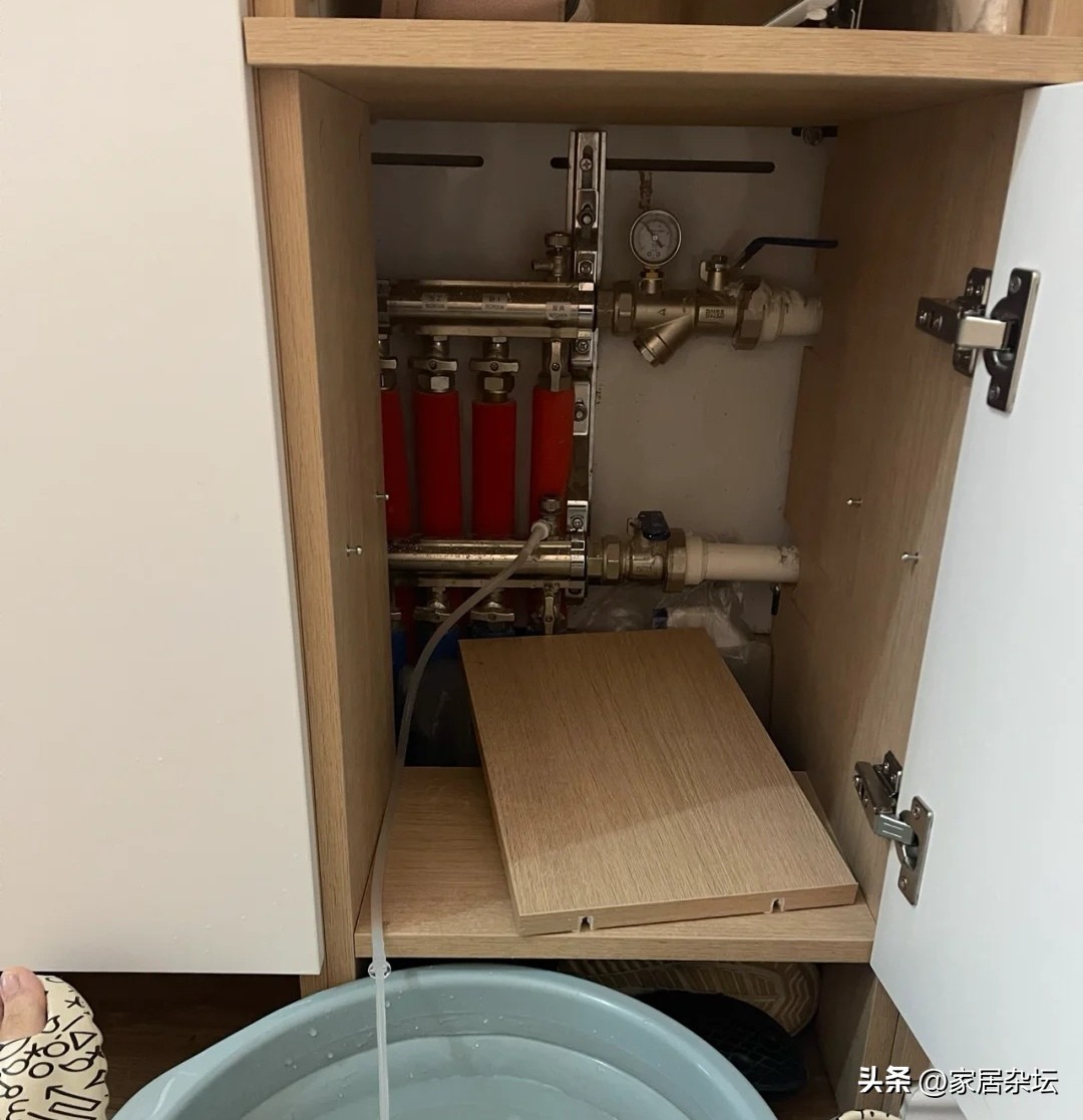 同一个小区有的楼暖气热有的不热,同一个楼为什么别人家暖气热