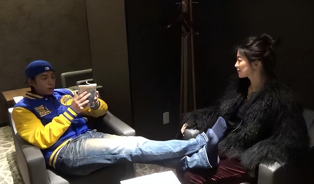 全球百大最帅面孔女生朱珠,全球最美面孔朱珠问鼎