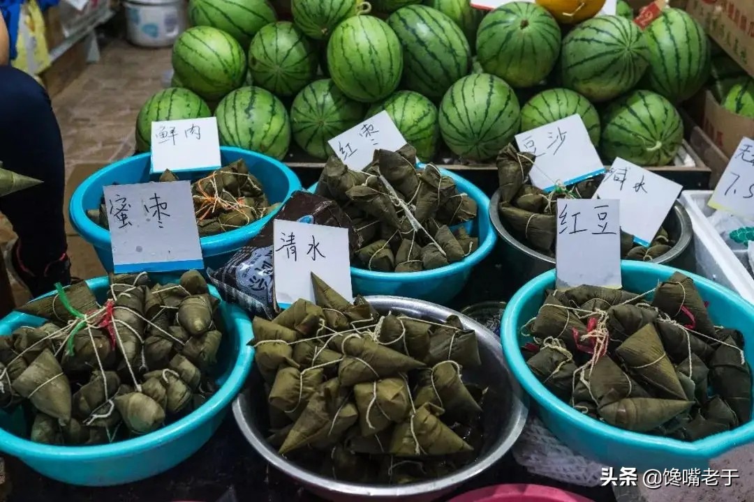 煮粽子时热水下锅还是冷水下锅,煮粽子冷水下锅还是热水下锅好