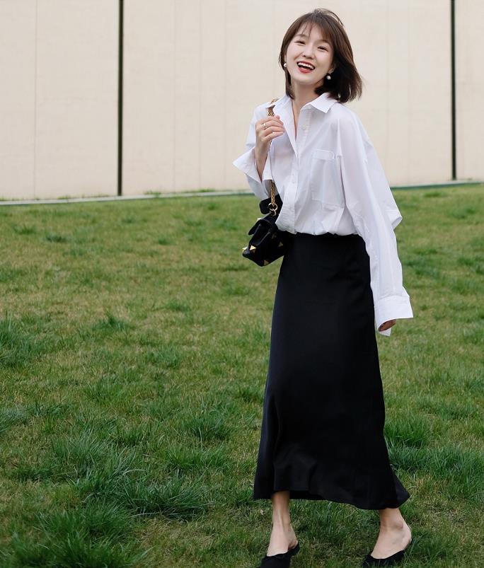 衬衫搭配半身裙气质优雅,衬衫搭配半身裙技巧时尚