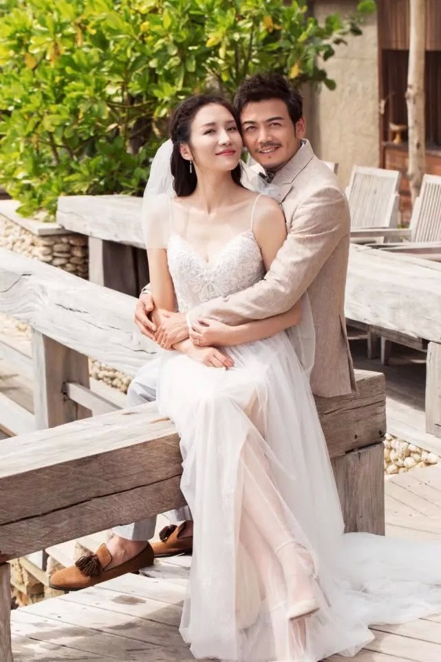 杨烁现实中的妻子,杨烁个人资料和老婆