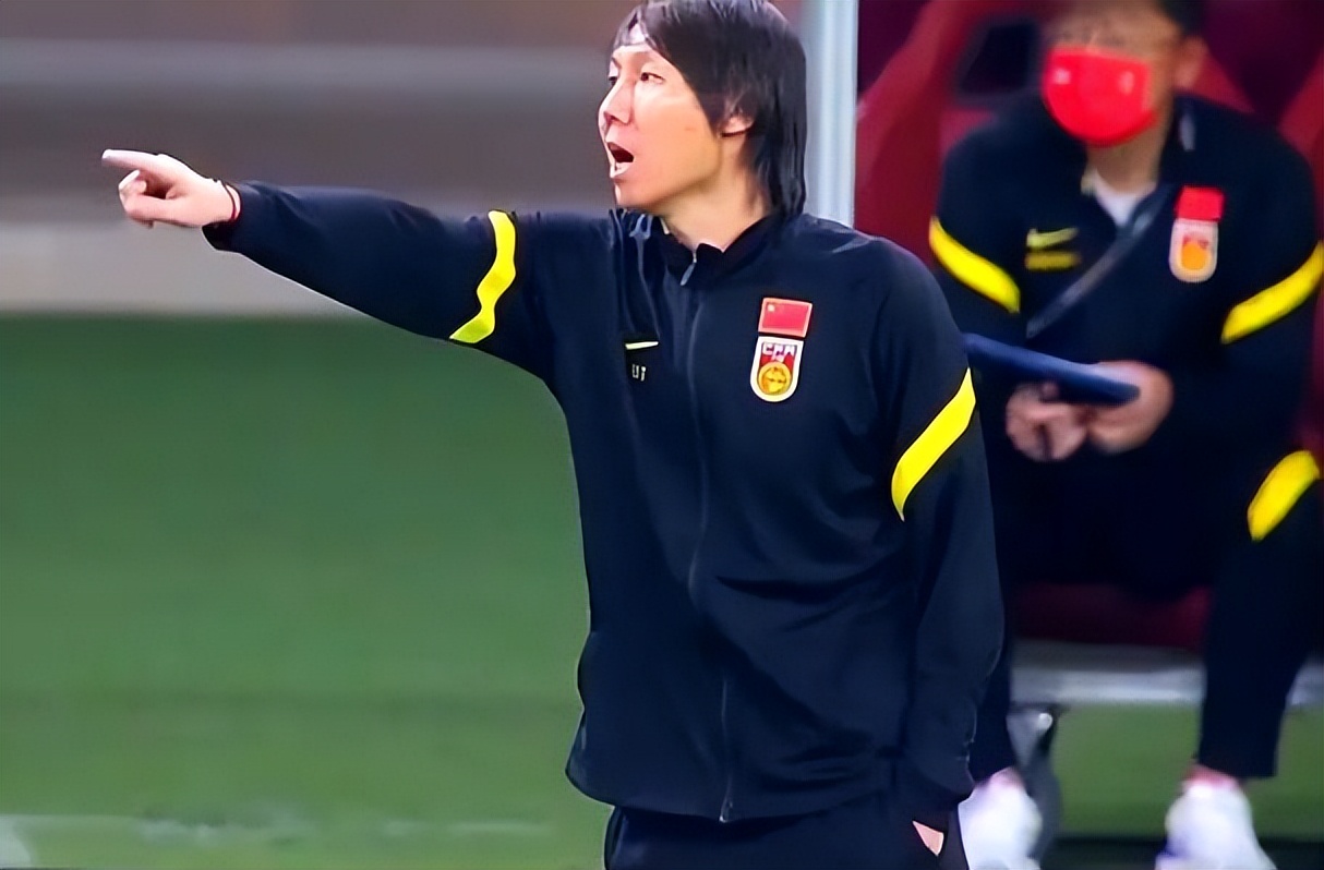 致中国足球球迷的一封信,致男足