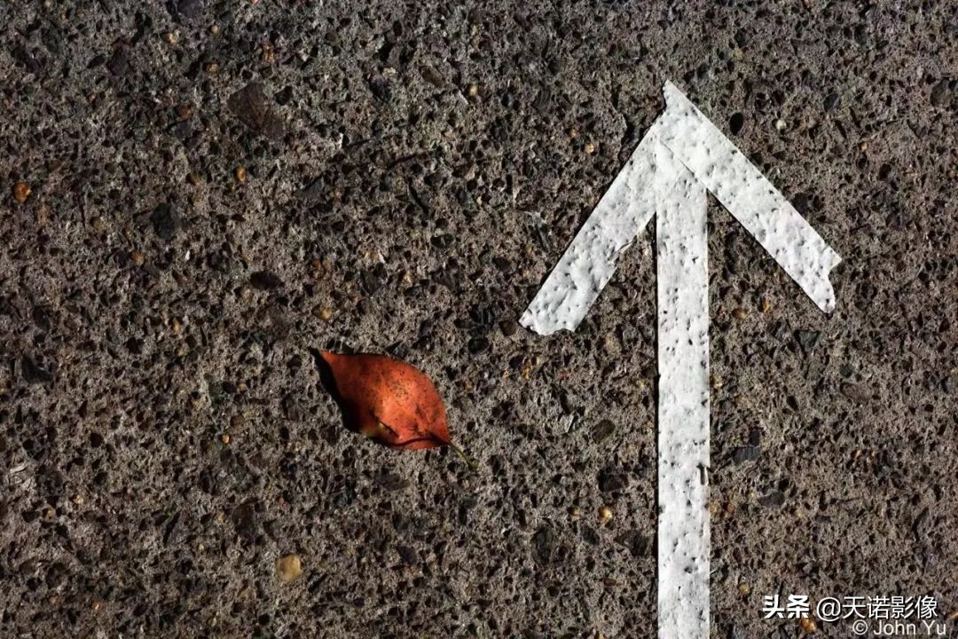 理光GRIIIX相机，可装进口袋的高画质扫街神器